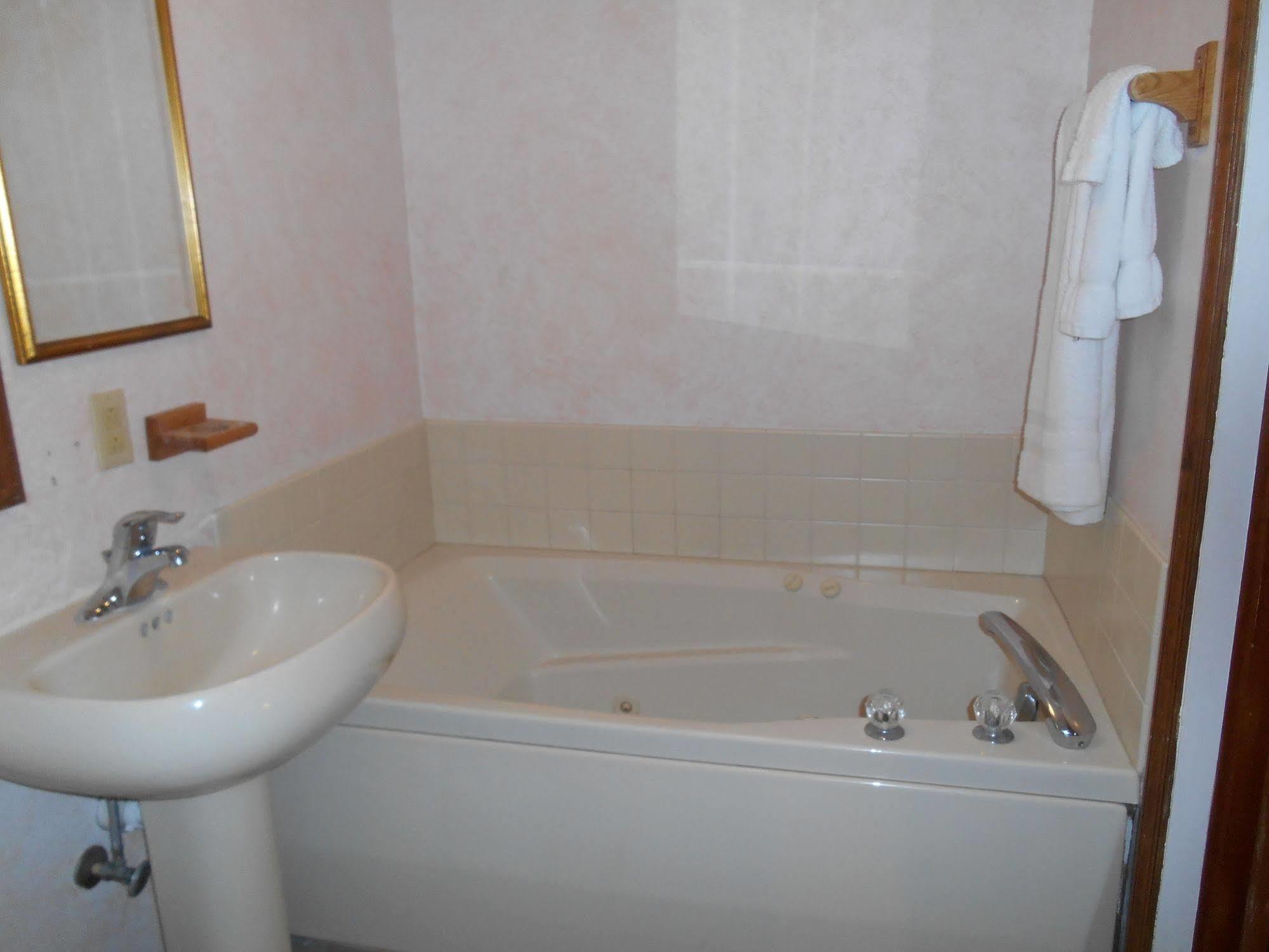 Meris Gardens B&B Bethany Beach Buitenkant foto